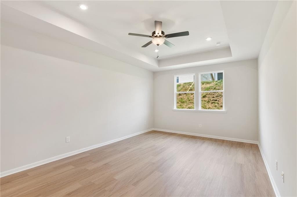 3 bedroom, 2 bathroom, 1,947 sq ft single family residence for sale at 1541 Savory Way, Loganville, GA 30052 — photo 10