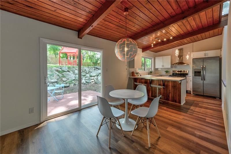 4 bedroom, 3 bathroom, 2,080 sq ft single family residence under contract at 3348 Lynnray Drive, Atlanta, GA 30340 — photo 7