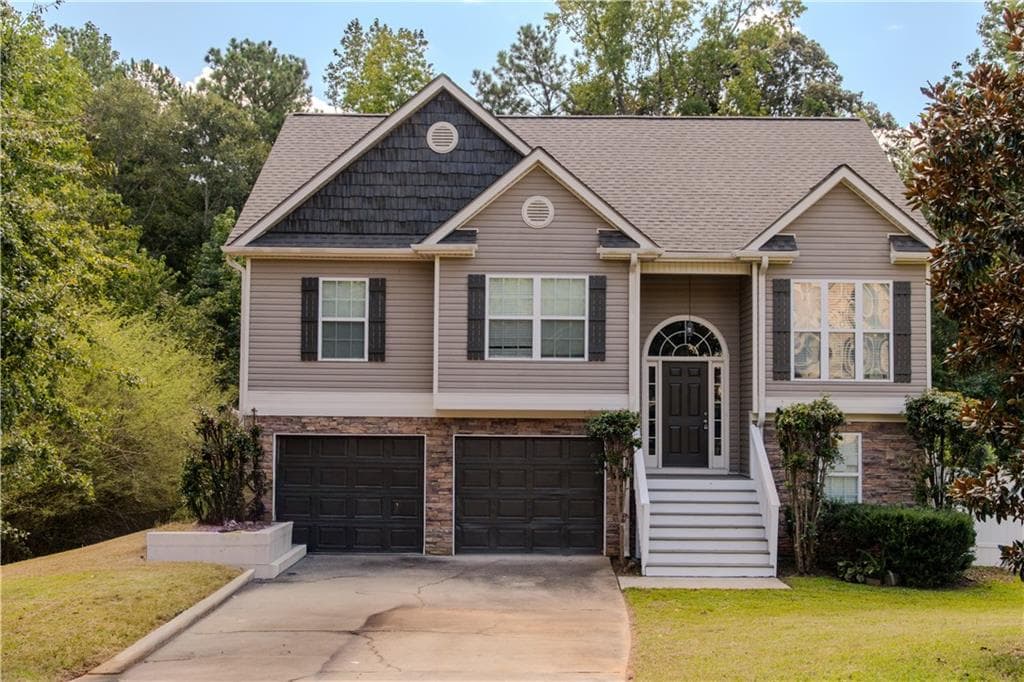 5 bedroom, 3 bathroom, 2,856 sq ft single family residence sold at 46 Brandish Drive, Newnan, GA 30263