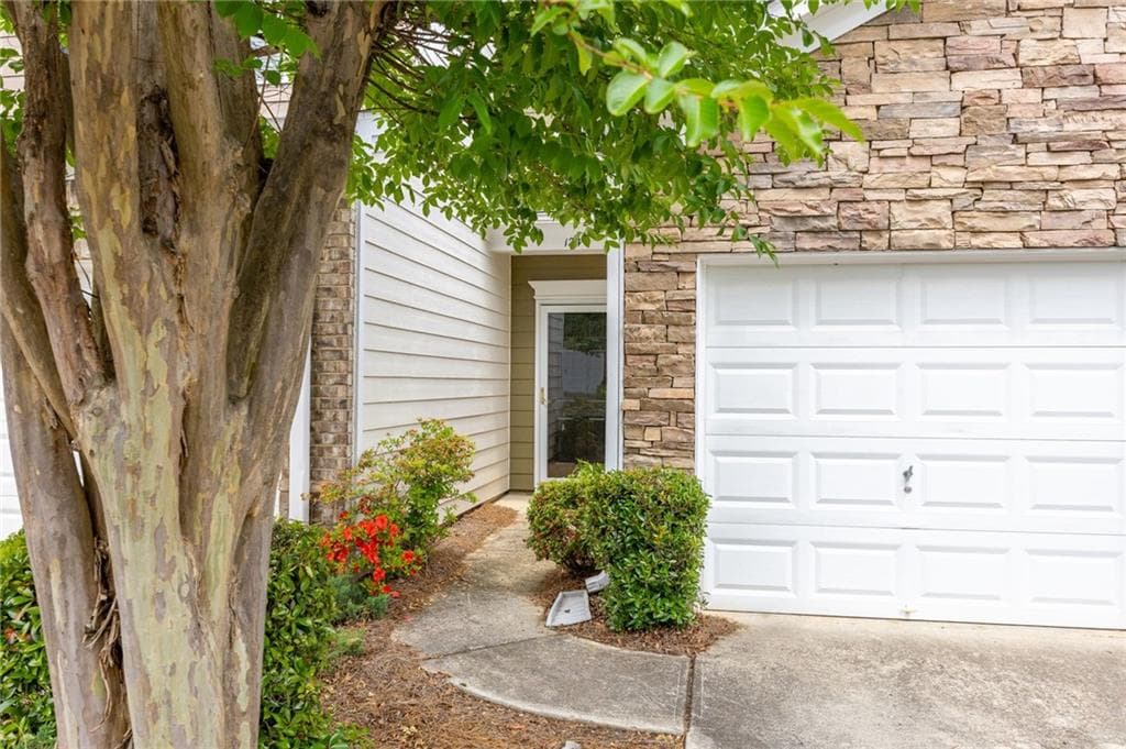 2 bedroom, 3 bathroom, 1,622 sq ft townhouse for sale at 124 Flatwood Trail, Marietta, GA 30066 — photo 2