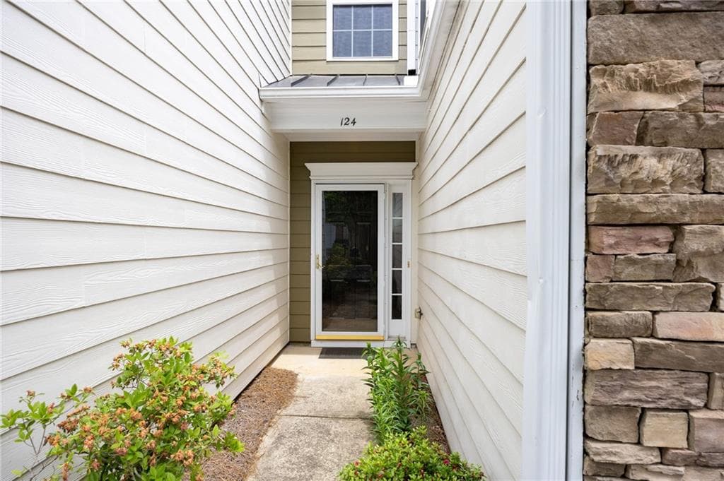 2 bedroom, 3 bathroom, 1,622 sq ft townhouse for sale at 124 Flatwood Trail, Marietta, GA 30066 — photo 3