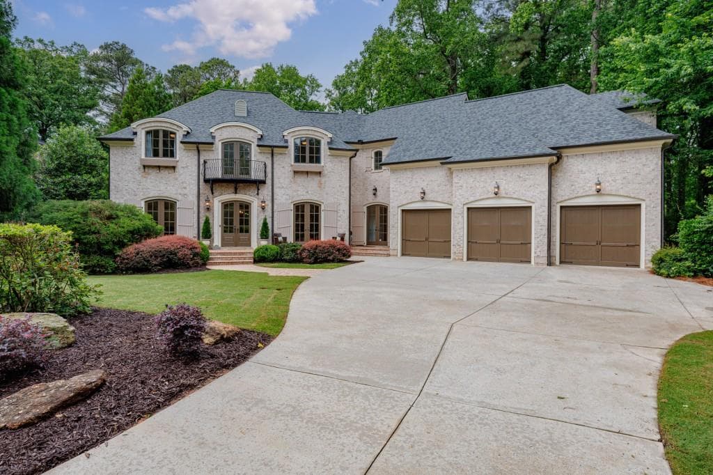 212 Shadowlawn Road, Marietta, GA 30067 — most recent listing photo