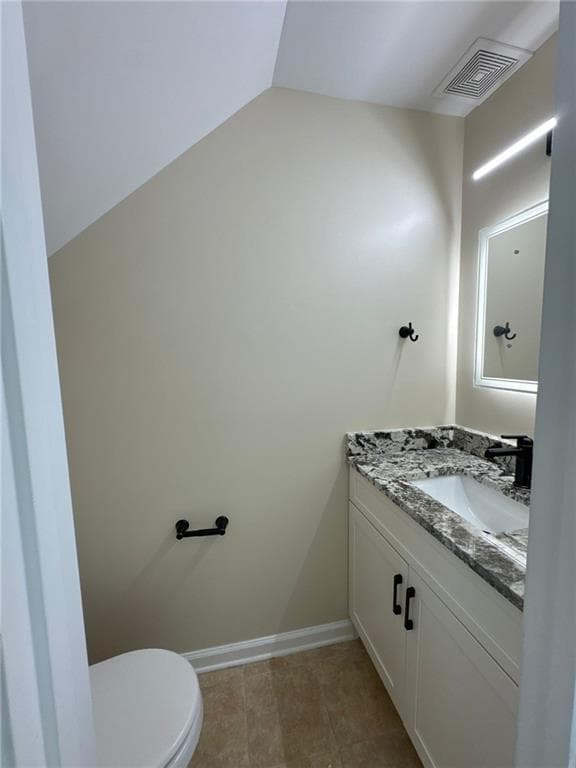 2 bedroom, 3 bathroom, 1,240 sq ft townhouse for sale at 923 Prestwyck Court, Alpharetta, GA 30004 — photo 8
