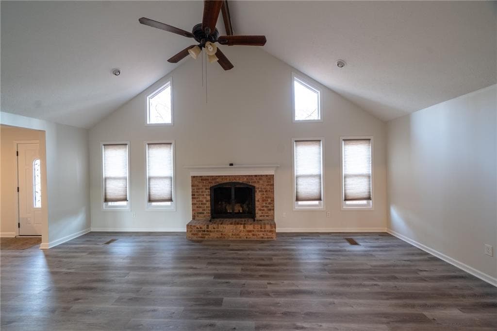 3 bedroom, 2 bathroom, 1,671 sq ft single family residence for sale at 5027 Post Road Court, Stone Mountain, GA 30088 — photo 5