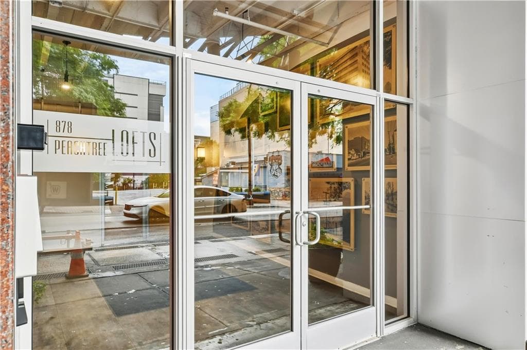 2 bedroom, 2 bathroom, 1,260 sq ft condominium for sale at 878 Peachtree Street 729, Atlanta, GA 30309 — photo 4
