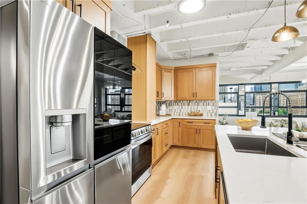 2 bedroom, 2 bathroom, 1,260 sq ft condominium for sale at 878 Peachtree Street 729, Atlanta, GA 30309 — photo 10