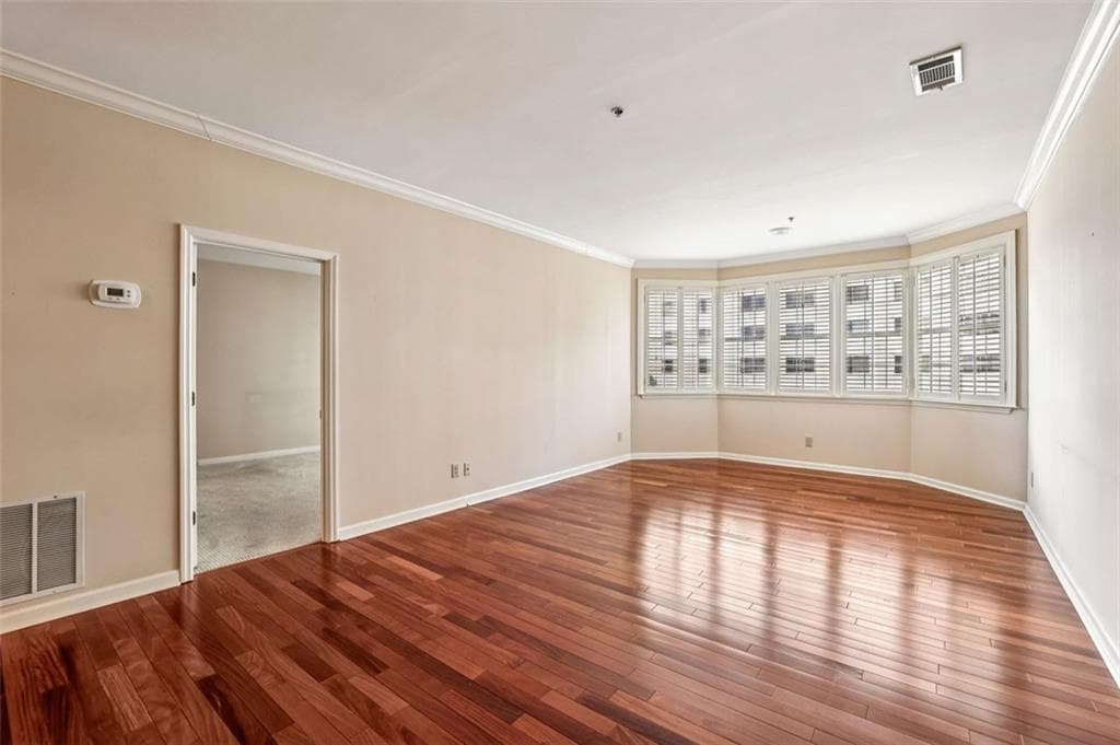 2 bedroom, 2 bathroom, 1,399 sq ft condominium for sale at 2499 Peachtree Road 406, Atlanta, GA 30305 — photo 9