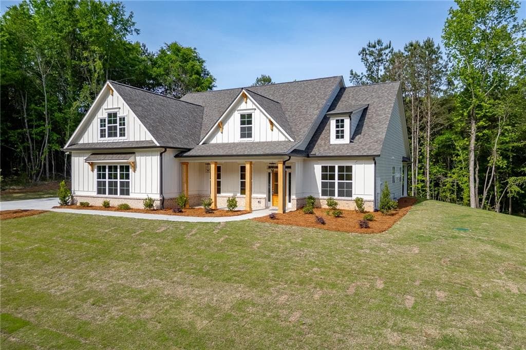 4 bedroom, 5 bathroom, 3,500 sq ft single family residence for sale at 1210 Austin Road, Winder, GA 30680 — photo 3