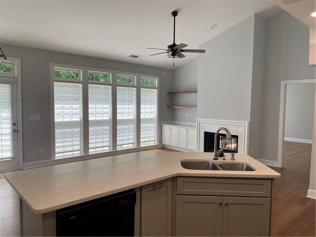 4 bedroom, 4 bathroom, 3,140 sq ft single family residence for sale at 570 Bellemont Court, Johns Creek, GA 30097 — photo 8