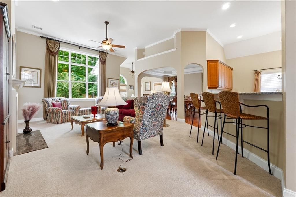 3 bedroom, 3 bathroom, 2,025 sq ft townhouse under contract at 300 Lauren Lane, Woodstock, GA 30188 — photo 5
