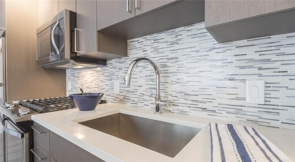 2 bedroom, 2 bathroom, 903 sq ft apartment for rent at 95 8th Street 2213, Atlanta, GA 30309 for $2,638 a month — photo 7