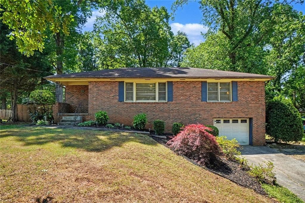 689 SW Walnut, Marietta, GA 30060 — most recent listing photo