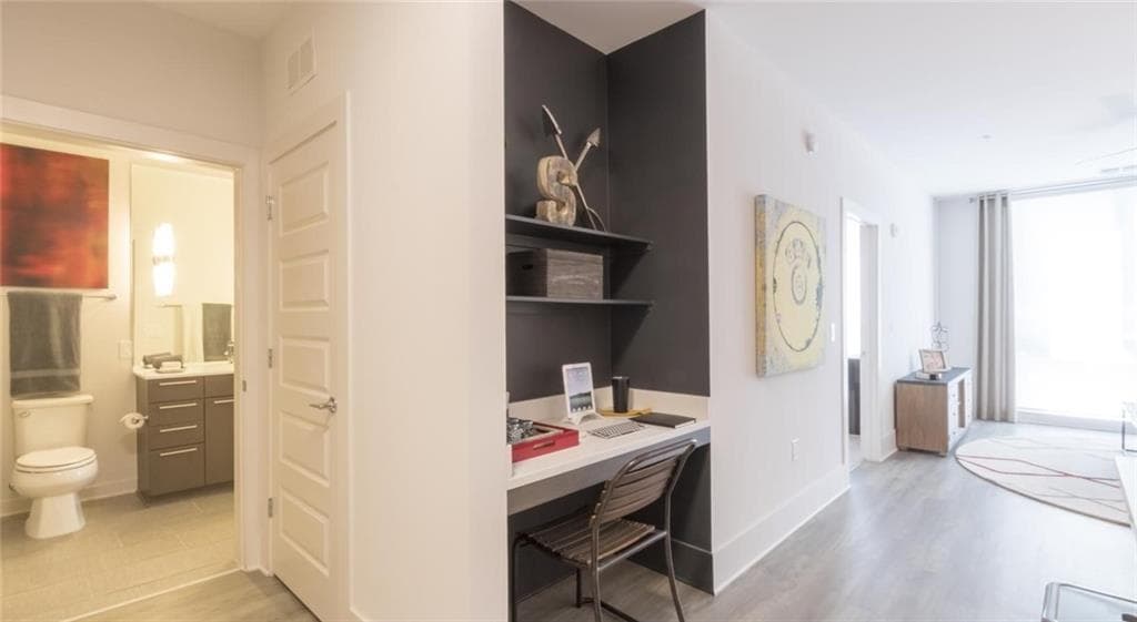 1 bedroom, 1 bathroom, 752 sq ft apartment for rent at 95 8th Street 1003, Atlanta, GA 30309 for $2,682 a month — photo 8