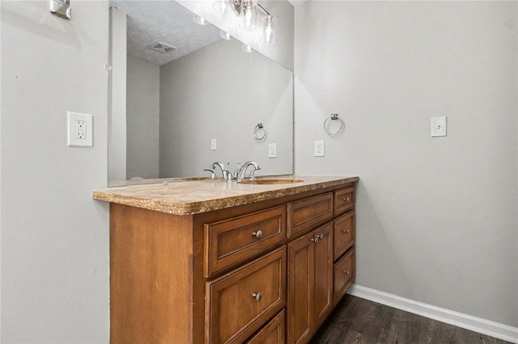4 bedroom, 2 bathroom, 1,342 sq ft single family residence for sale at 627 Towngate Boulevard, Jonesboro, GA 30238 — photo 8