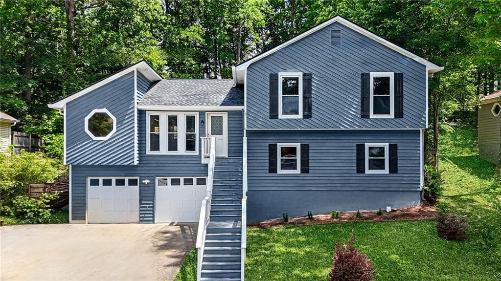 4 bedroom, 3 bathroom, 2,526 sq ft single family residence sold at 3285 Revere Circle, Snellville, GA 30039