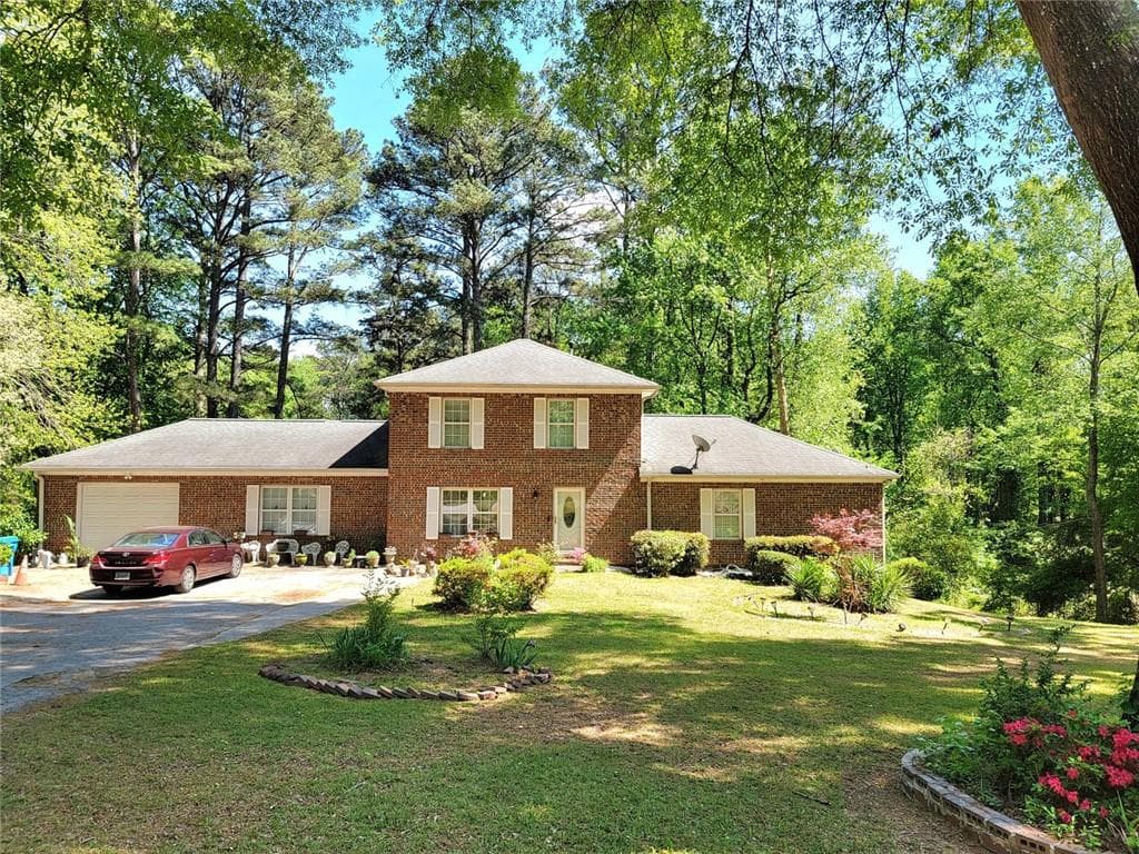 4 bedroom, 4 bathroom, 3,848 sq ft single family residence for sale at 4206 Pittman Road, College Park, GA 30349 — photo 2