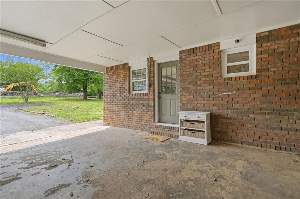 4 bedroom, 2 bathroom, 1,784 sq ft single family residence for sale at 174 Old Ballground Road, Canton, GA 30115 — photo 9