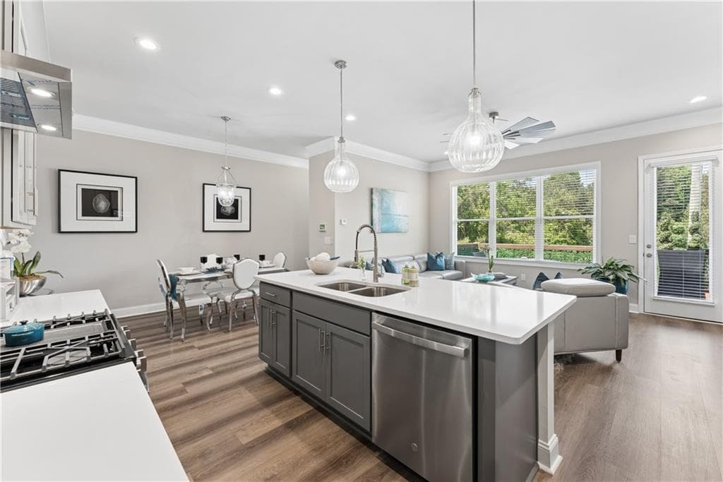 4 bedroom, 4 bathroom, 3,015 sq ft townhouse for sale at 3374 Sarah Trail 7, Decatur, GA 30032 — photo 10
