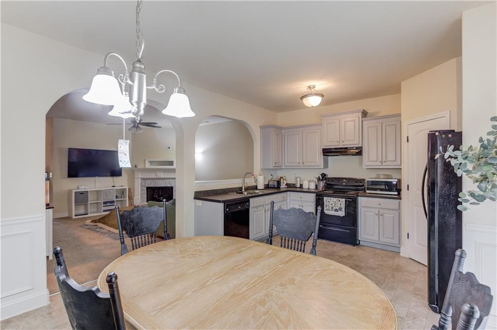 3 bedroom, 3 bathroom, 1,736 sq ft townhouse for sale at 181 Turtle Creek Drive, Winder, GA 30680 — photo 6