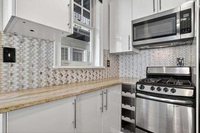 1 bedroom, 1 bathroom, 768 sq ft condominium for rent at 2840 Peachtree Road 408, Atlanta, GA 30305 for $1,650 a month — photo 8