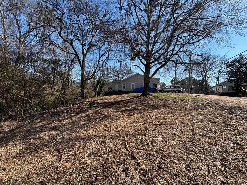 single family residence for sale at 555 Lawrence Street, Marietta, GA 30060 — photo 7