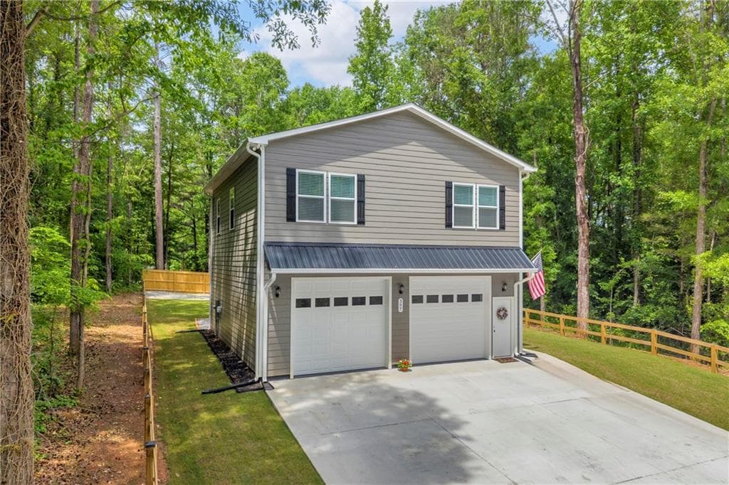 2 bedroom, 2 bathroom, 1,024 sq ft single family residence for sale at 397 Normandy Trail, Lavonia, GA 30553 — photo 2