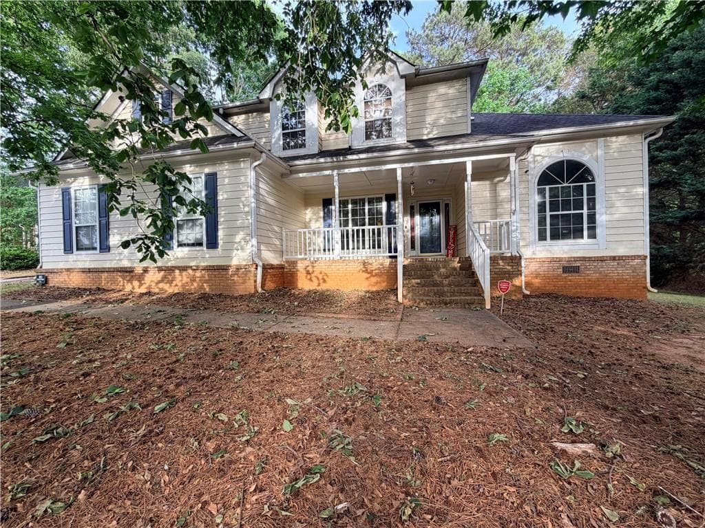 4 bedroom, 3 bathroom, 2,067 sq ft single family residence under contract at 426 Pates Lake Court, Hampton, GA 30228 — photo 3