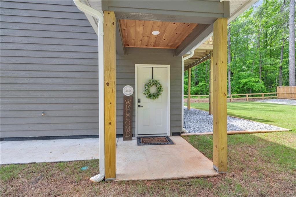 2 bedroom, 2 bathroom, 1,024 sq ft single family residence for sale at 397 Normandy Trail, Lavonia, GA 30553 — photo 7