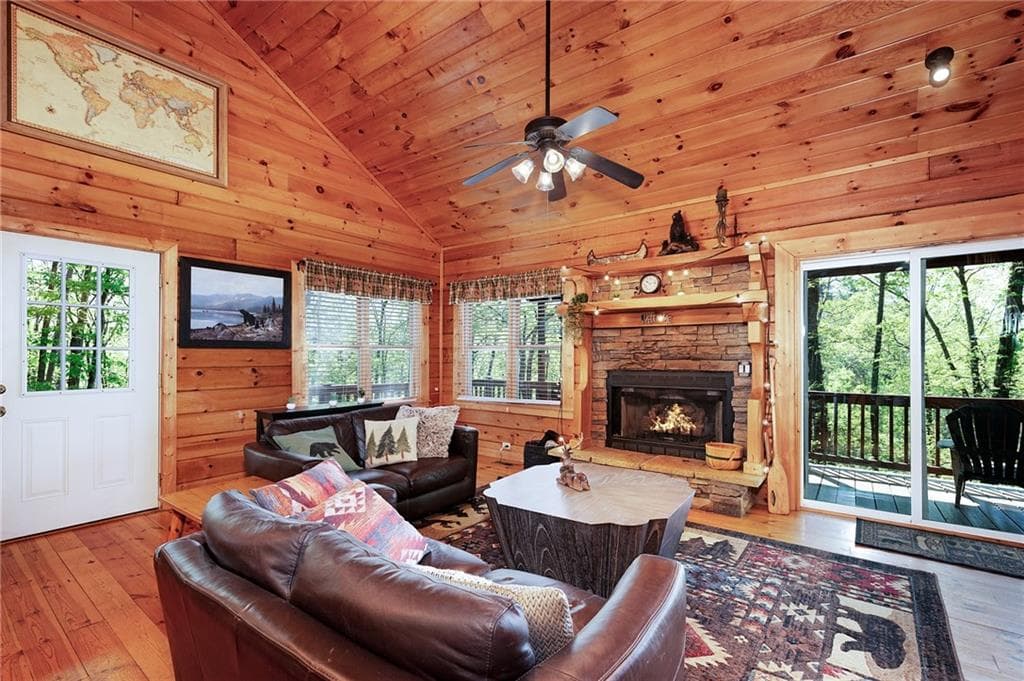 2 bedroom, 2 bathroom, 2,008 sq ft single family residence for sale at 414 Marque Lane, Ranger, GA 30734 — photo 7