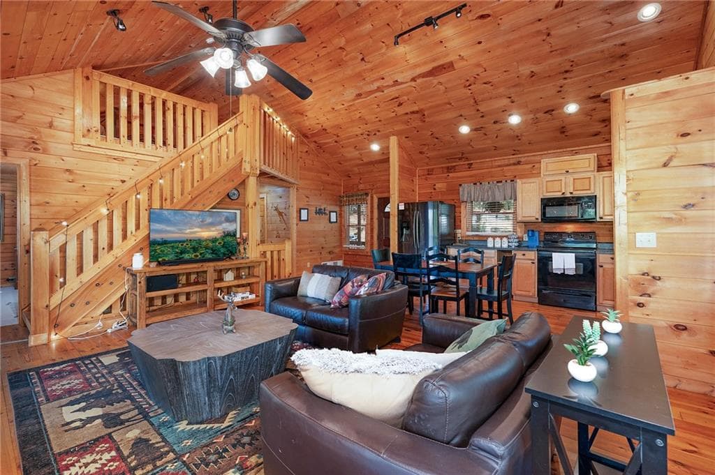 2 bedroom, 2 bathroom, 2,008 sq ft single family residence for sale at 414 Marque Lane, Ranger, GA 30734 — photo 8
