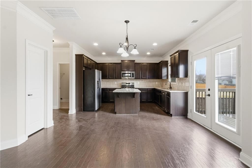 6 bedroom, 6 bathroom, 4,188 sq ft single family residence for sale at 4610 Evandale Way, Cumming, GA 30040 — photo 5