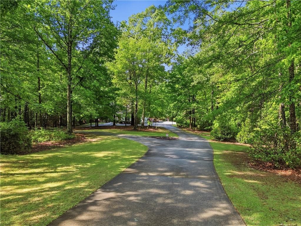 6 bedroom, 5 bathroom, 6,183 sq ft single family residence for sale at 4185 Pool Road, Winston, GA 30187 — photo 5