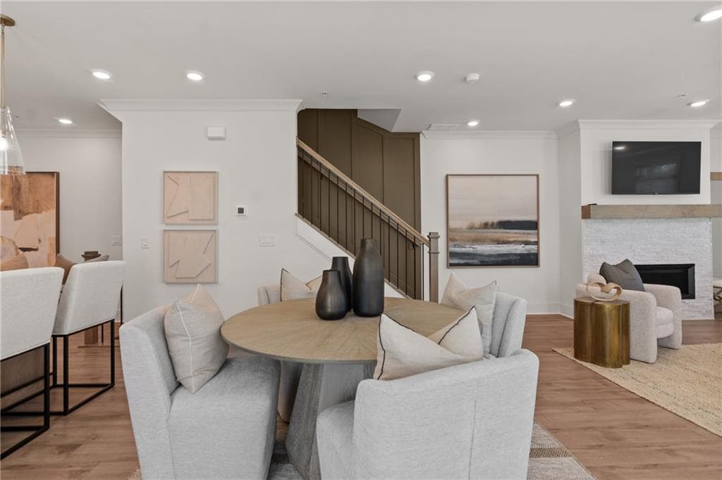 4 bedroom, 4 bathroom, 2,400 sq ft townhouse under contract at 1000 Crown Oak Street 41, Johns Creek, GA 30022 — photo 5