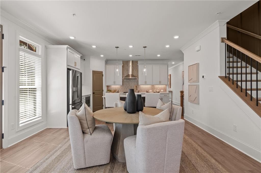 4 bedroom, 4 bathroom, 2,400 sq ft townhouse under contract at 1000 Crown Oak Street 41, Johns Creek, GA 30022 — photo 6