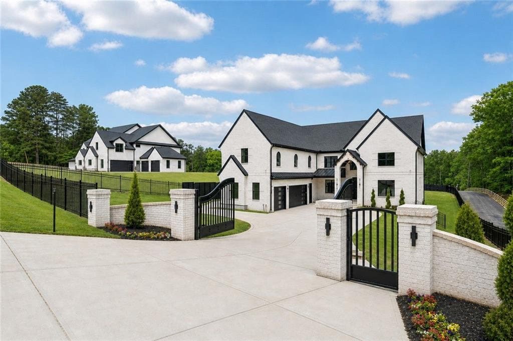3213 Thompson Mill Road, Buford, GA 30519 — most recent listing photo