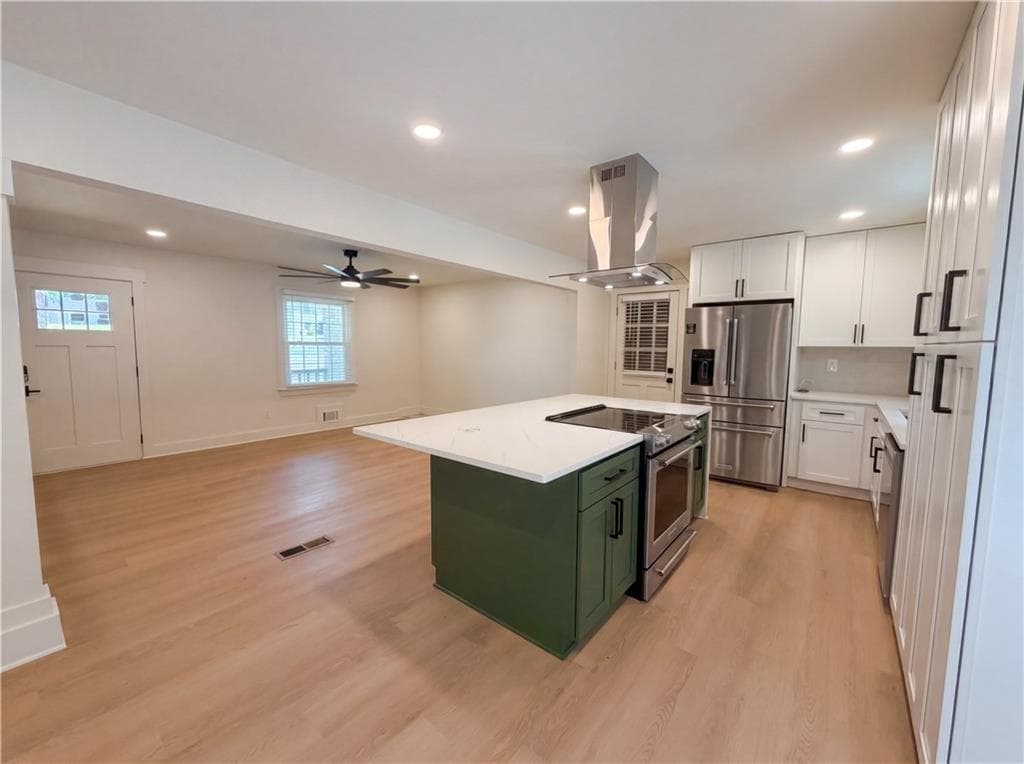3 bedroom, 2 bathroom, 2,450 sq ft single family residence for sale at 4747 Nelda Drive, Austell, GA 30106 — photo 2