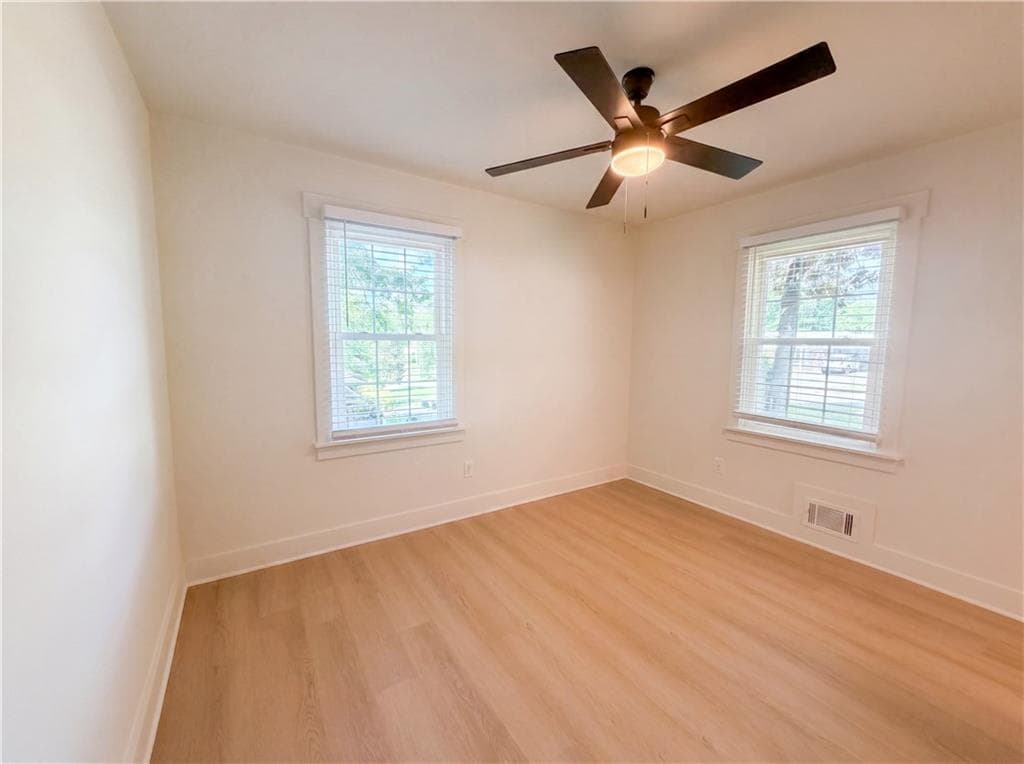3 bedroom, 2 bathroom, 2,450 sq ft single family residence for sale at 4747 Nelda Drive, Austell, GA 30106 — photo 4