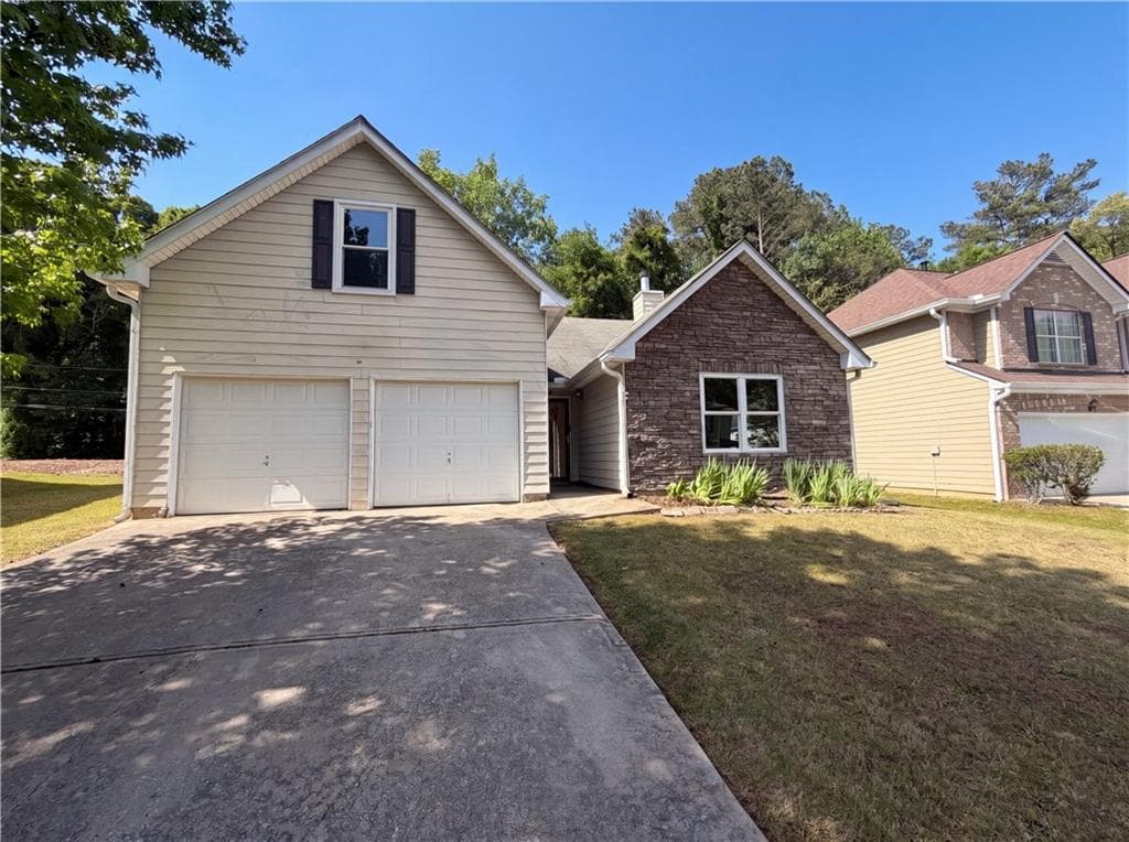 4 bedroom, 3 bathroom, 1,764 sq ft single family residence under contract at 345 Espana Street, Atlanta, GA 30349