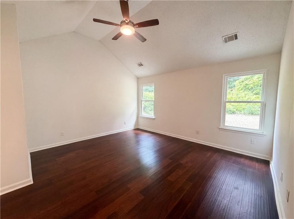 4 bedroom, 3 bathroom, 1,764 sq ft single family residence under contract at 345 Espana Street, Atlanta, GA 30349 — photo 8