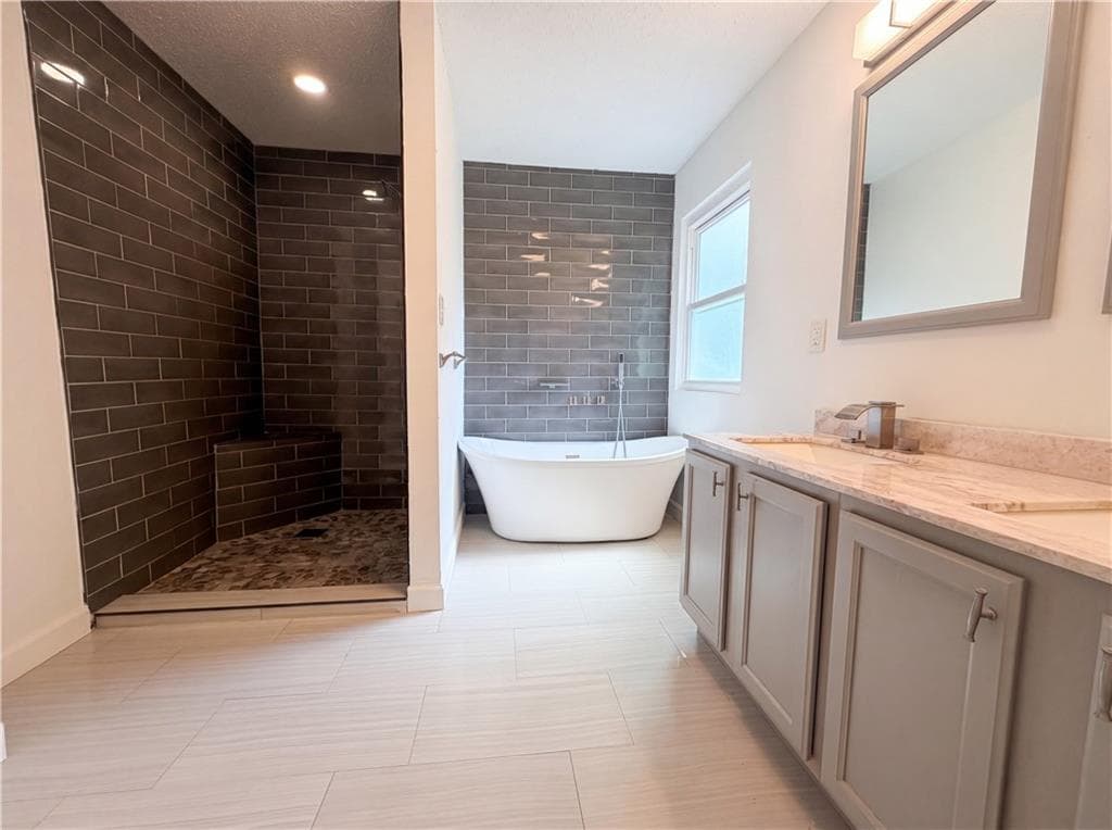 4 bedroom, 3 bathroom, 1,764 sq ft single family residence under contract at 345 Espana Street, Atlanta, GA 30349 — photo 10
