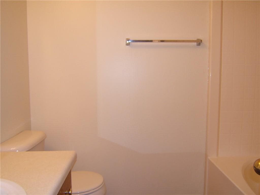 3 bedroom, 3 bathroom, 1,402 sq ft townhouse for rent at 7202 Georges Way, Morrow, GA 30260 for $1,700 a month — photo 9