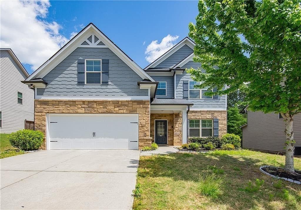 4 bedroom, 3 bathroom, 2,600 sq ft single family residence for rent at 7490 Silk Tree Pointe, Braselton, GA 30517 for $2,450 a month — photo 1 of 33
