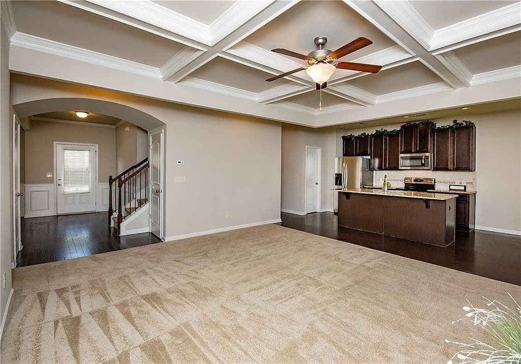 4 bedroom, 3 bathroom, 2,600 sq ft single family residence for rent at 7490 Silk Tree Pointe, Braselton, GA 30517 for $2,450 a month — photo 2