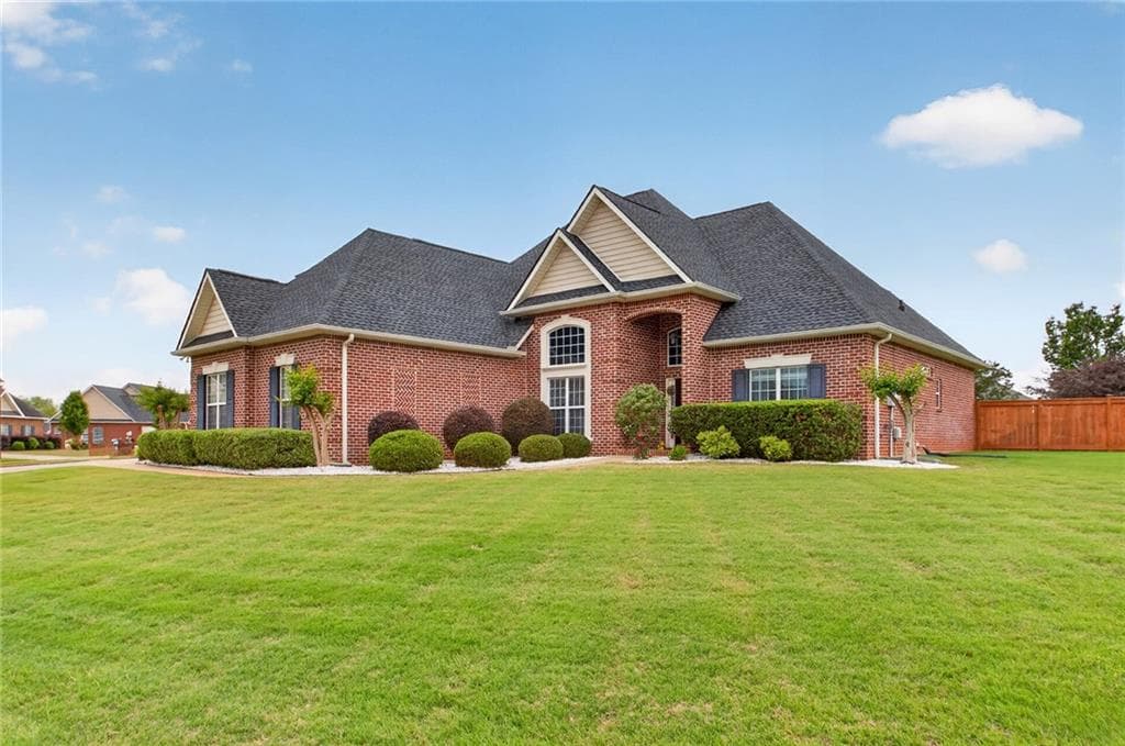 124 Flora Circle, Warner Robins, GA 31088 — most recent listing photo