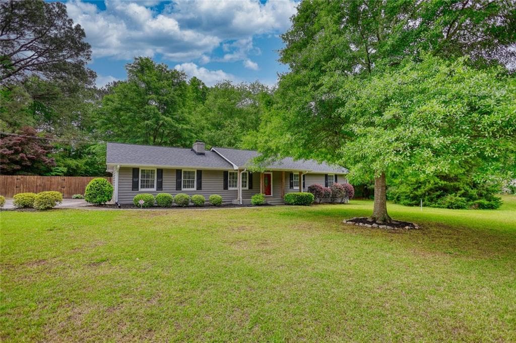 3 bedroom, 2 bathroom, 1,704 sq ft single family residence sold at 4000 Grove Trail, Loganville, GA 30052
