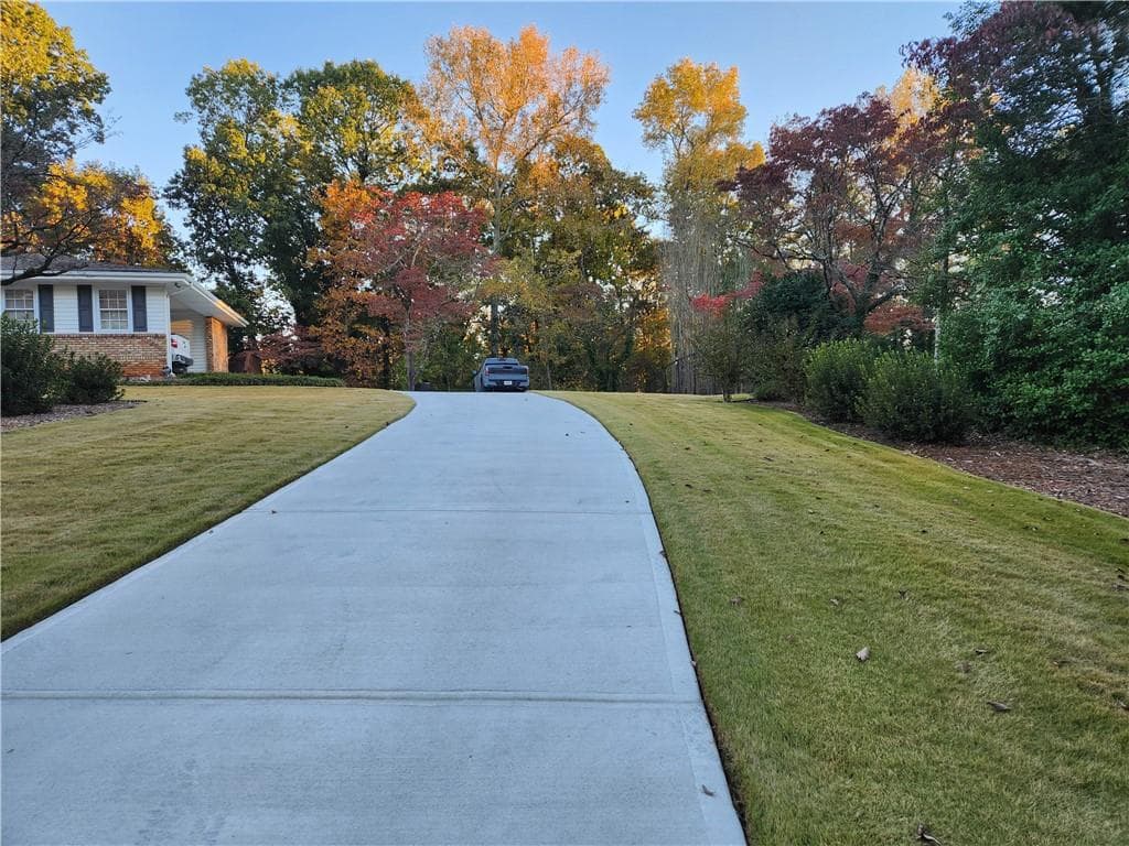 4 bedroom, 2 bathroom, 1,822 sq ft single family residence for sale at 1554 COOPER LAKE Road, Smyrna, GA 30082 — photo 5
