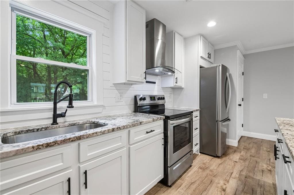 2 bedroom, 2 bathroom, 912 sq ft single family residence for sale at 5751 Lisa Lane, Austell, GA 30168 — photo 8