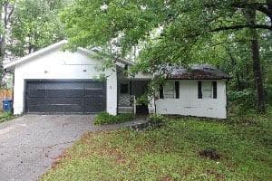 3 bedroom, 2 bathroom, 1,456 sq ft single family residence for sale at 1495 Royalwyn Circle, Macon, GA 31220