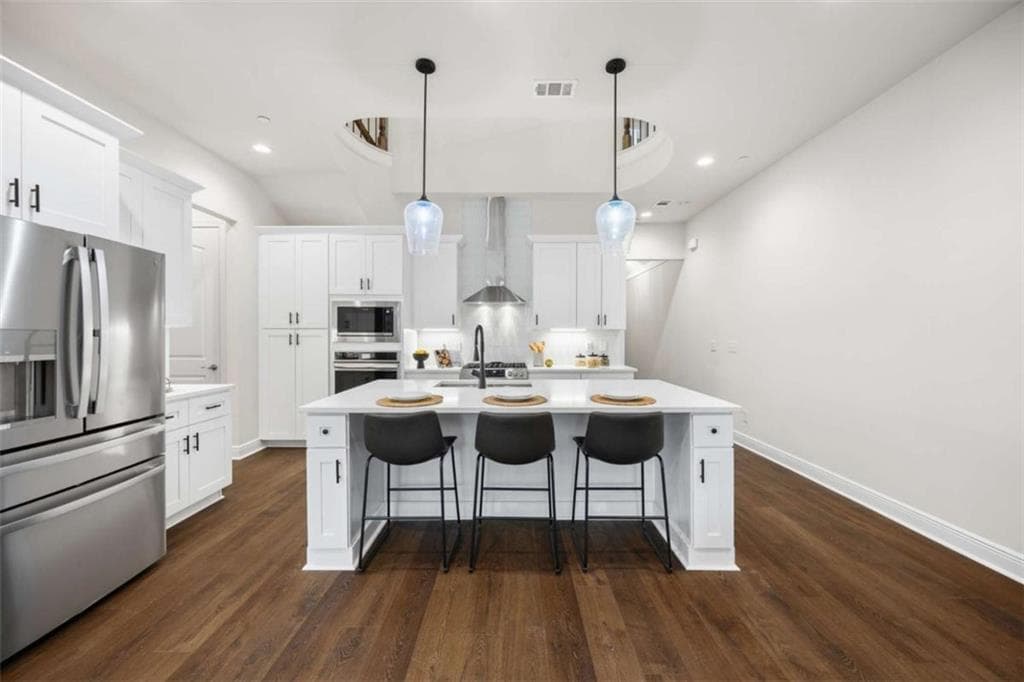 4 bedroom, 4 bathroom, 3,291 sq ft townhouse for sale at 118 Via Roma, Woodstock, GA 30188 — photo 6