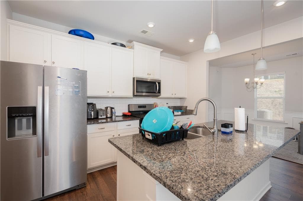 4 bedroom, 3 bathroom, 2,066 sq ft townhouse for sale at 1250 Park Center Circle, Austell, GA 30168 — photo 6